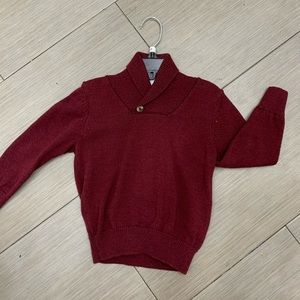 Maroon sweater